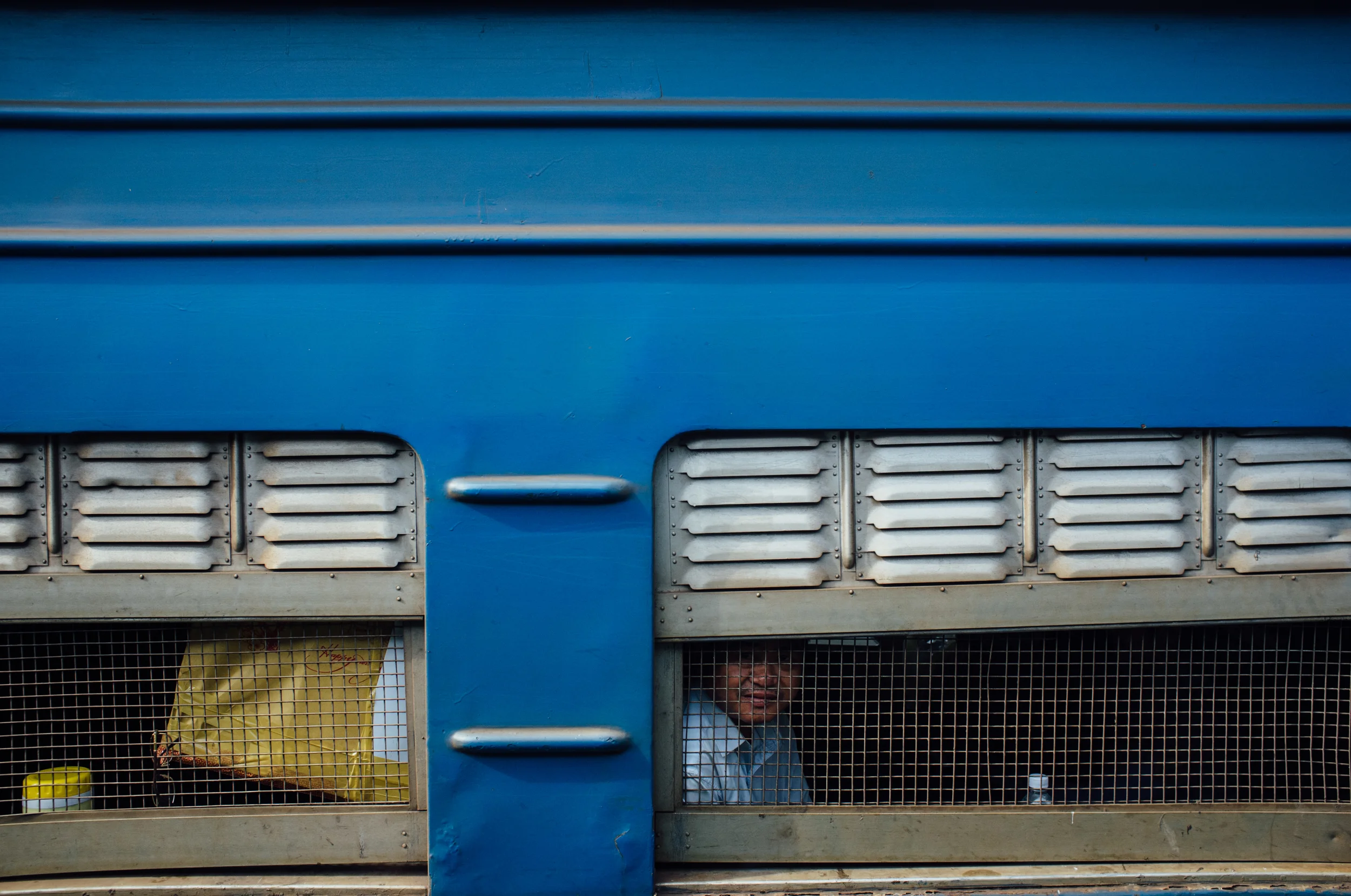 Smiles, across trains