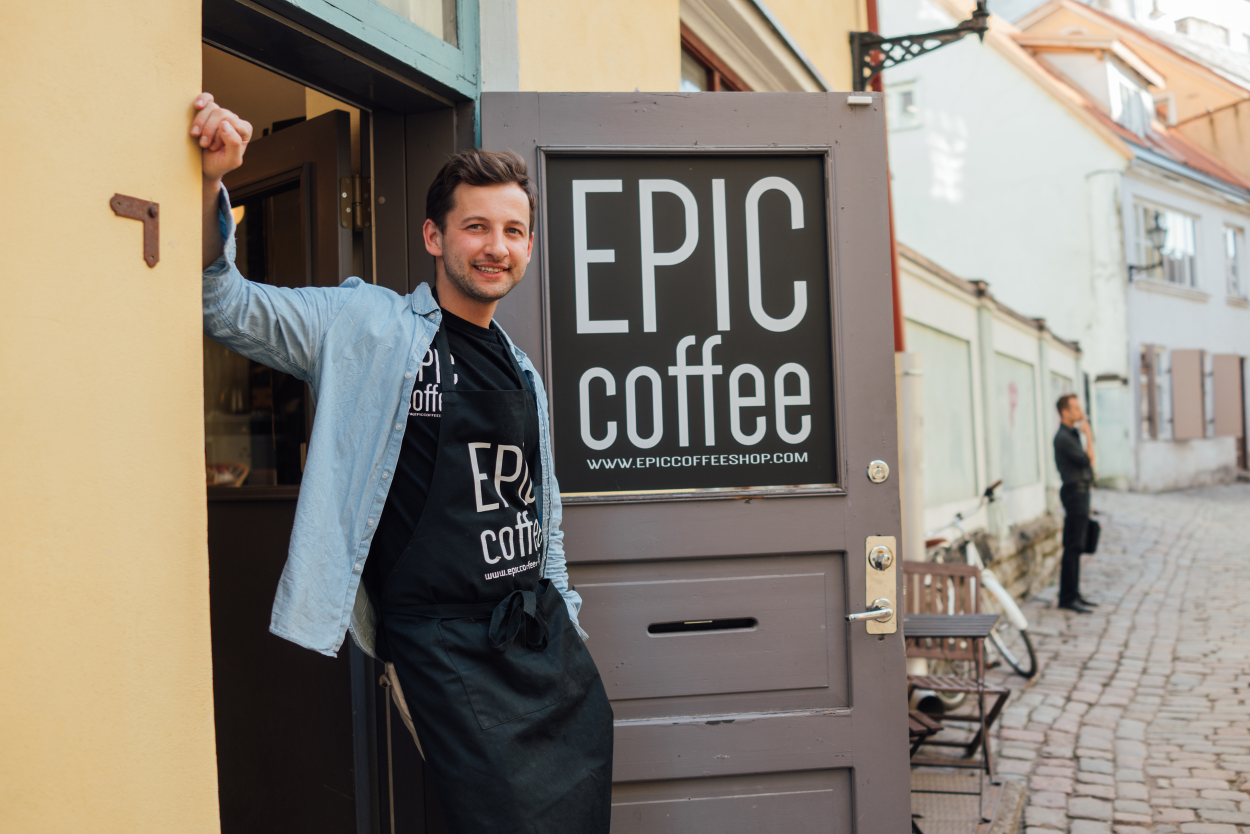 Peeter outside his Müürivahe café