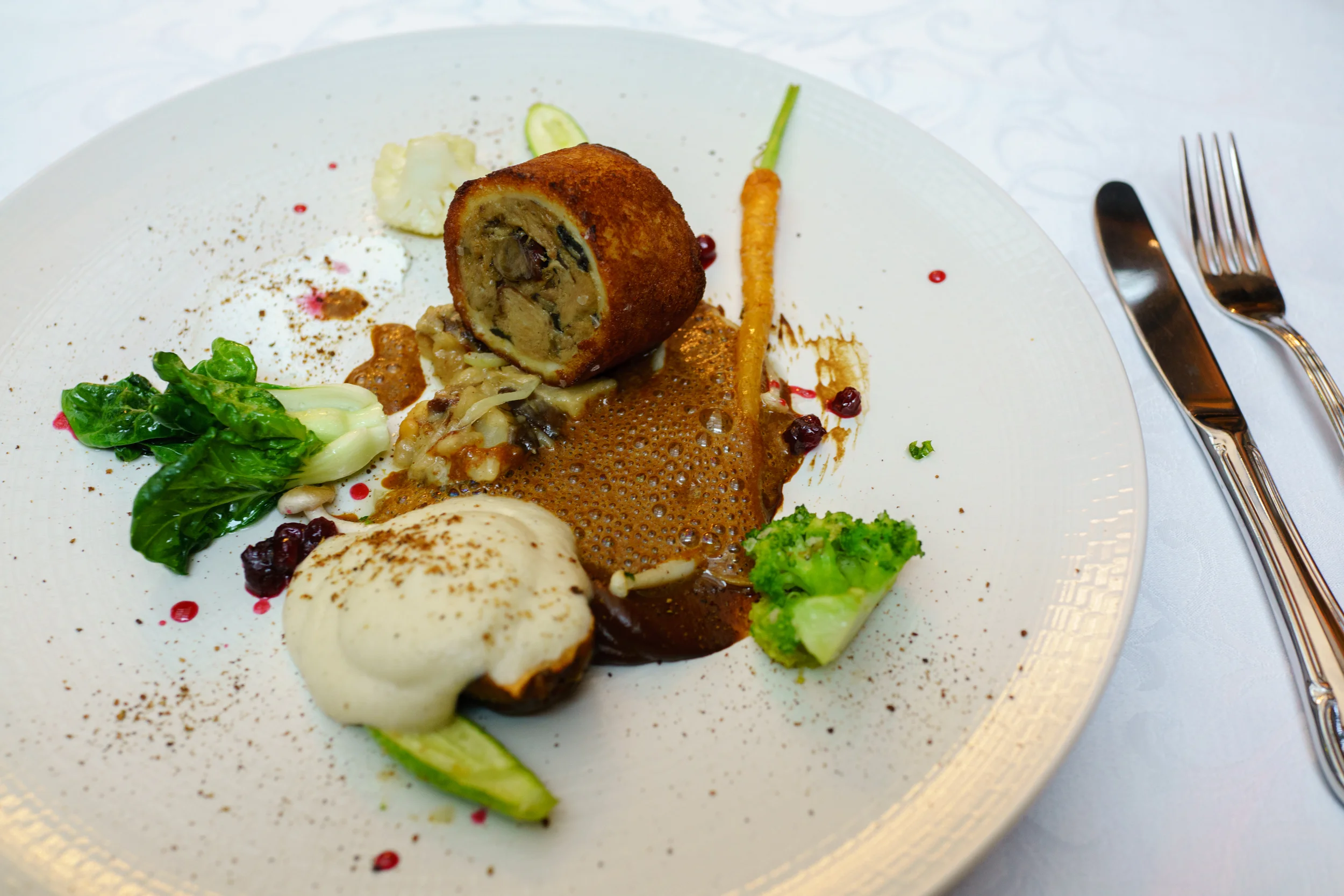 Goatling confit with Jerusalem artichoke, lingonberries and fricassee sauce, Restaurant Tchaikovsky, Tallinn