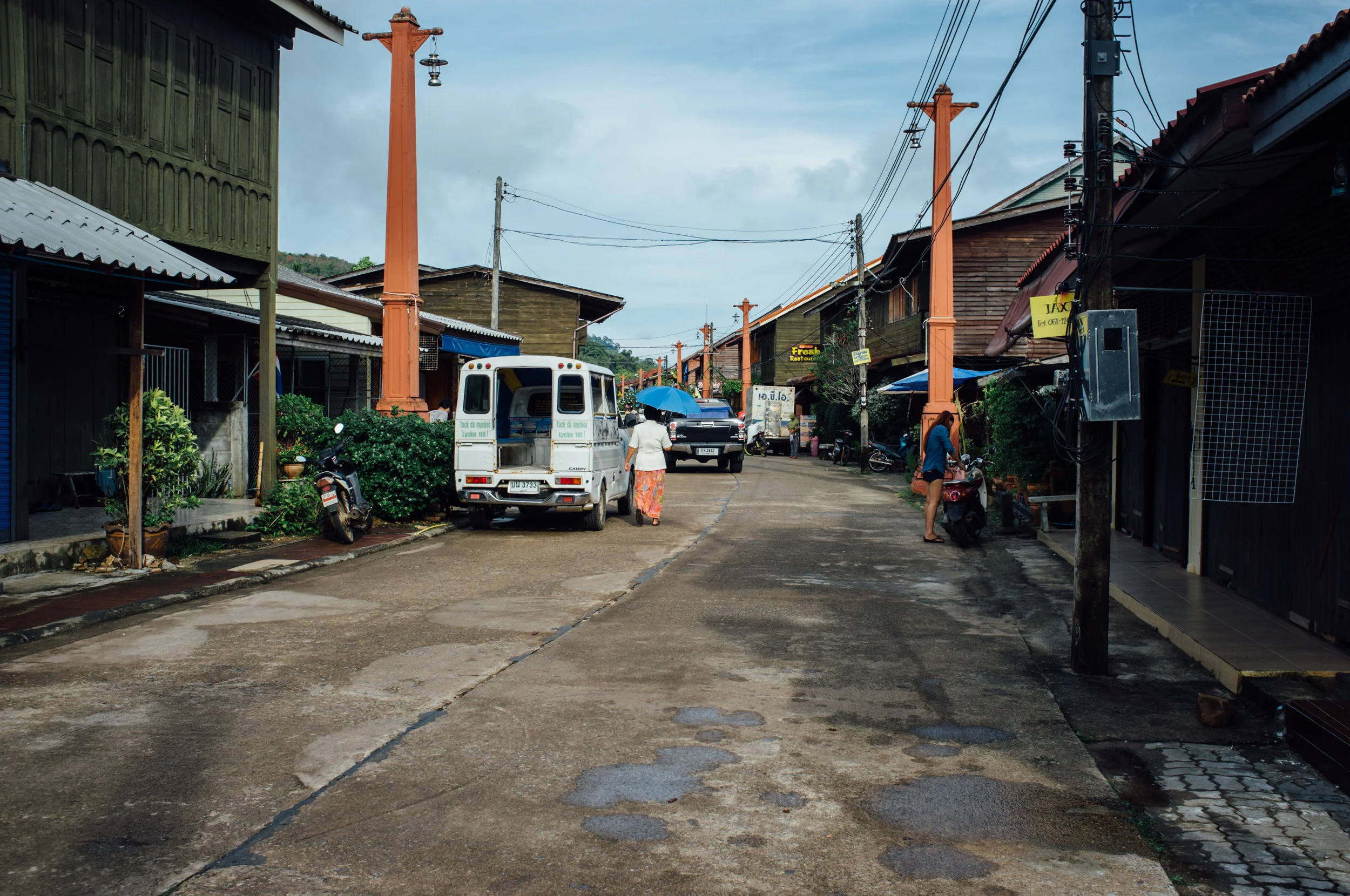 We spent a week in the fishing village of Koh Lanta in southern Thailand