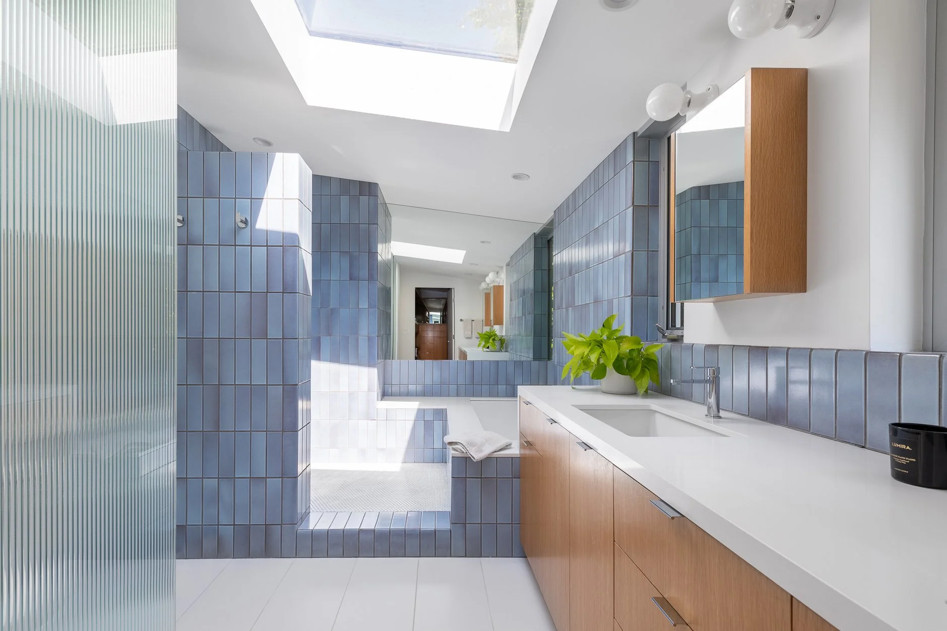 contemporary-residence-mandeville-canyon-architect - heath tile - bathroom.jpg.jpg