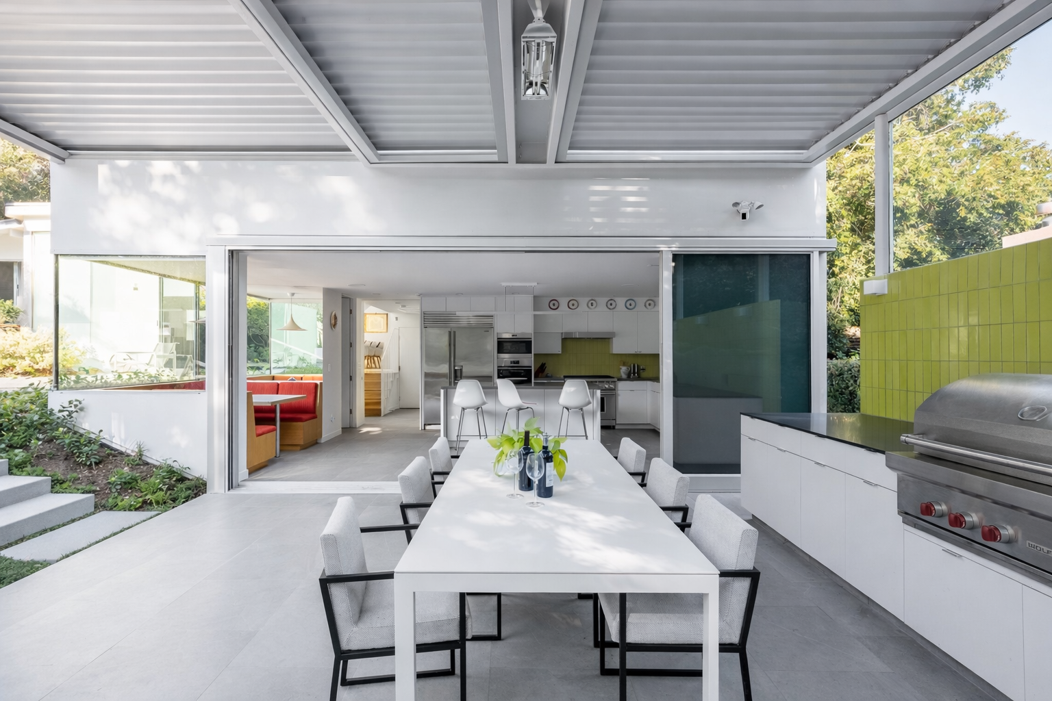contemporary-residence-mandeville-canyon-architect.jpg.png