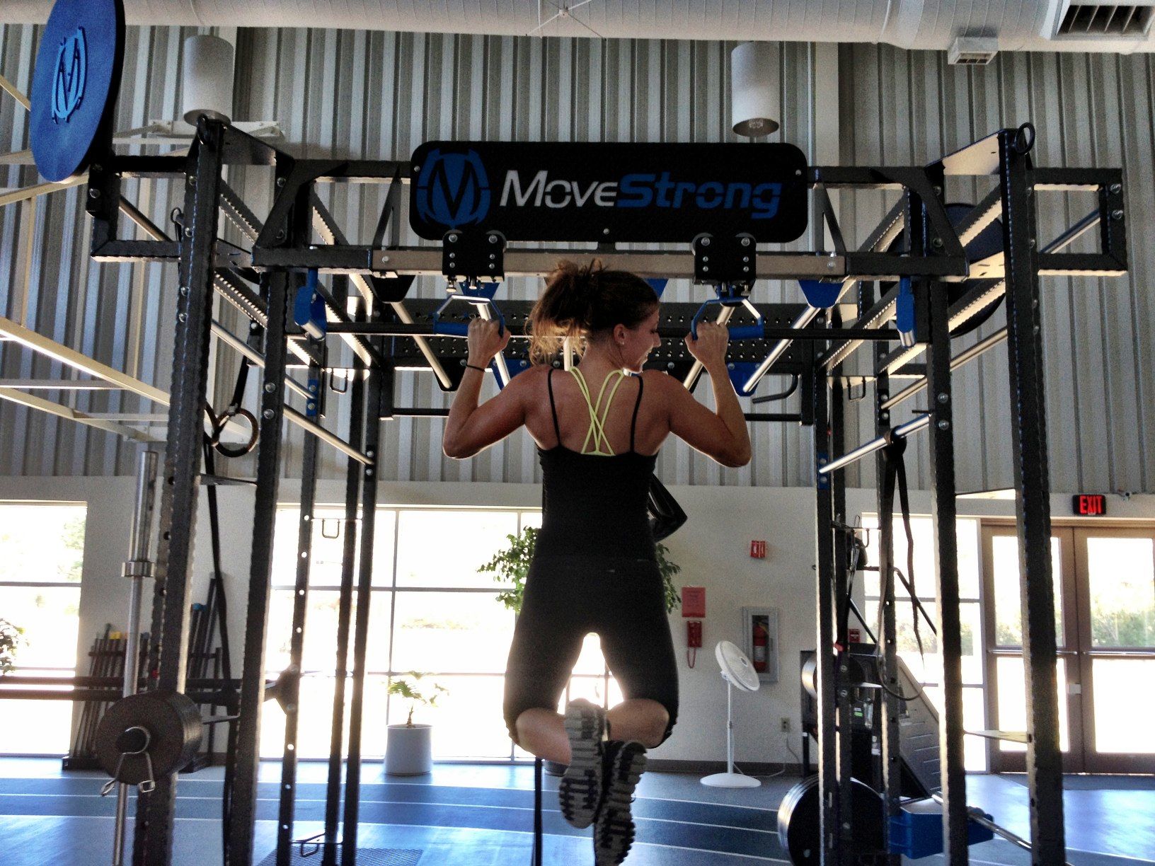 Sliding-Pull-up - gym-equipment