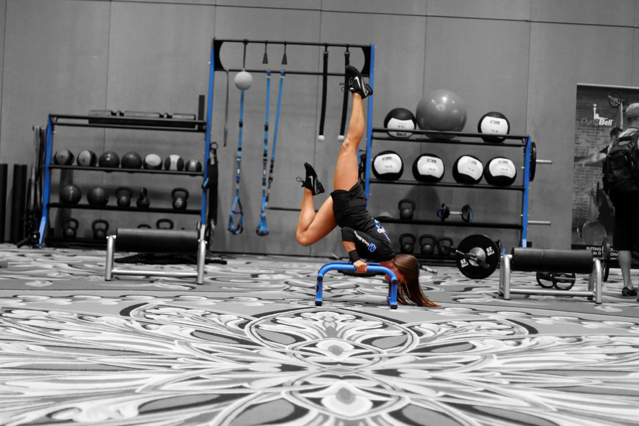 handstand m3 bars movestrong