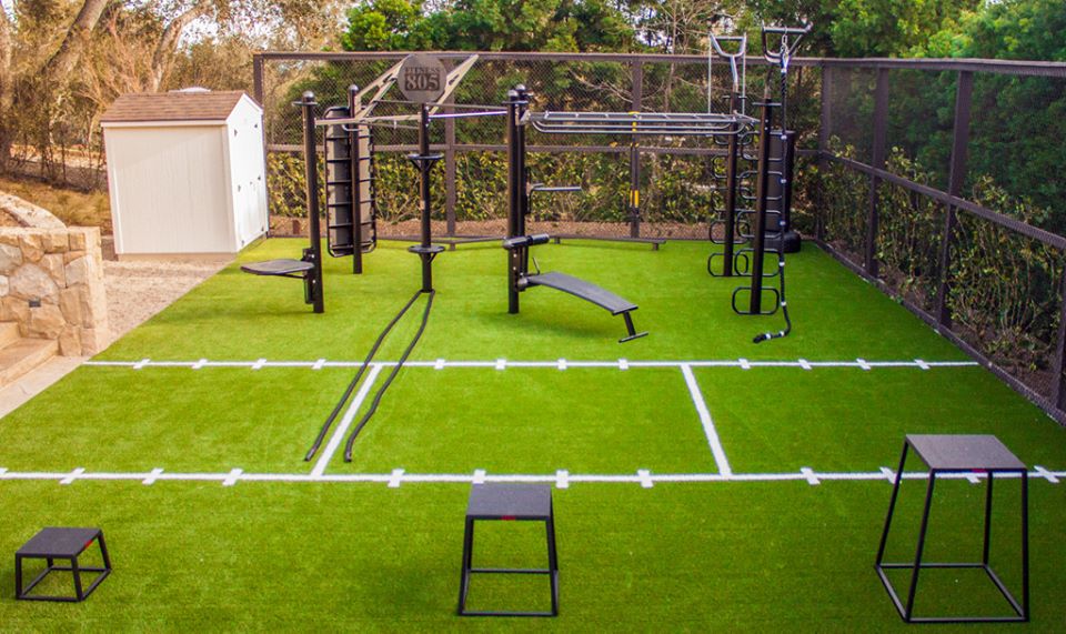 Backyard home gym with MoveStrong Trex