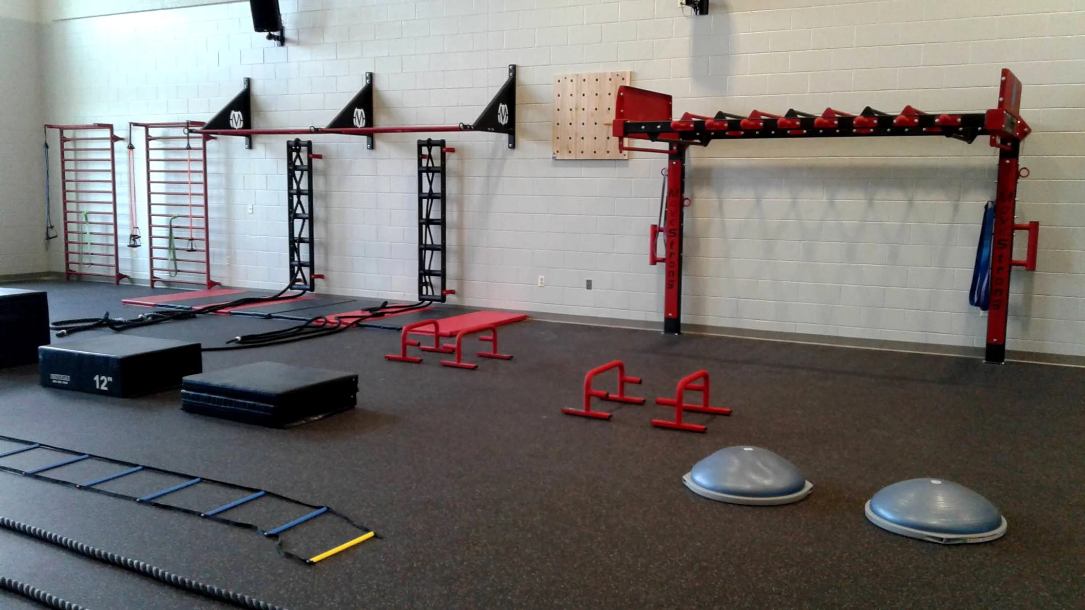 Middle School fitness for youth host MoveStrong workshop