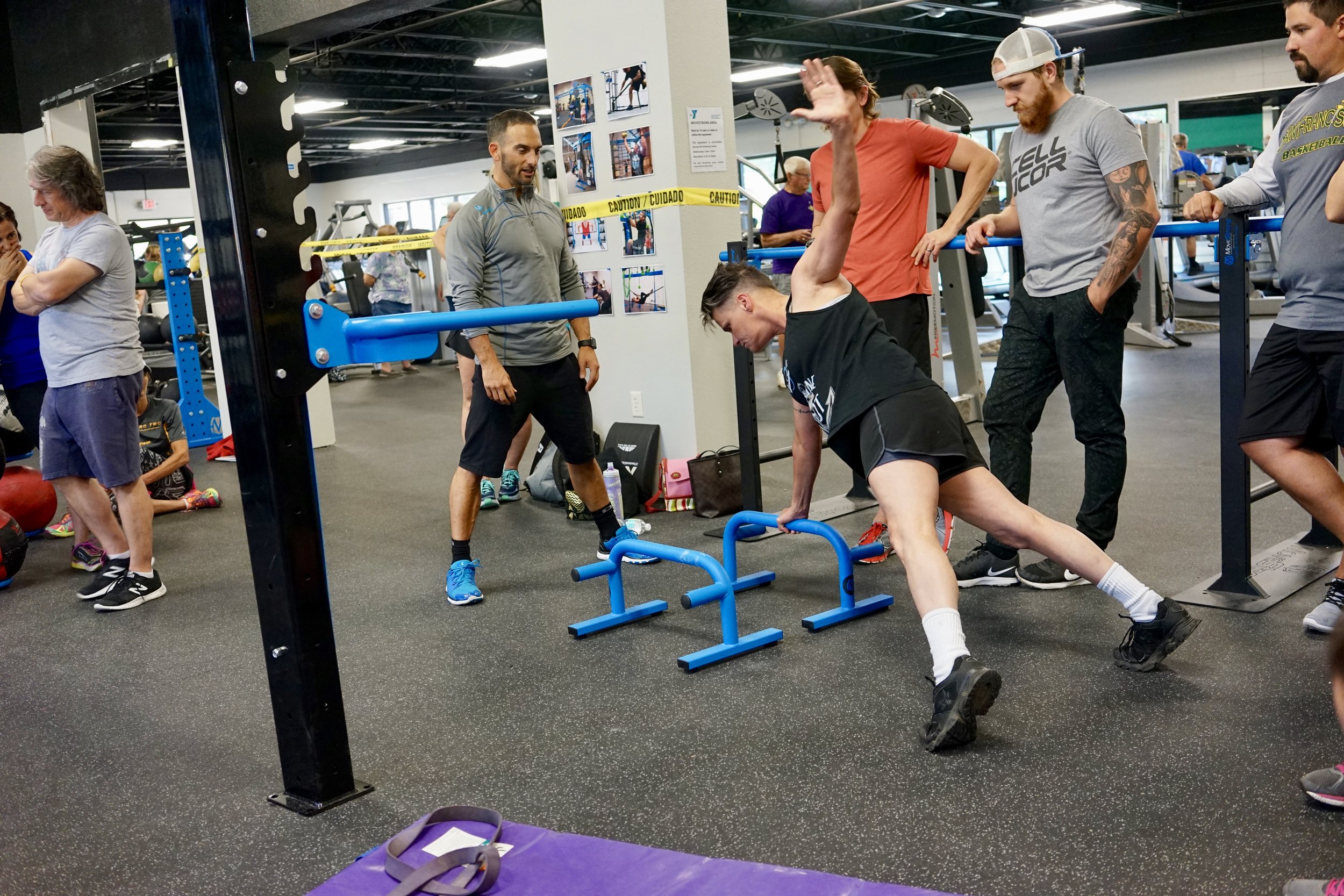 Parallettes push-up to T