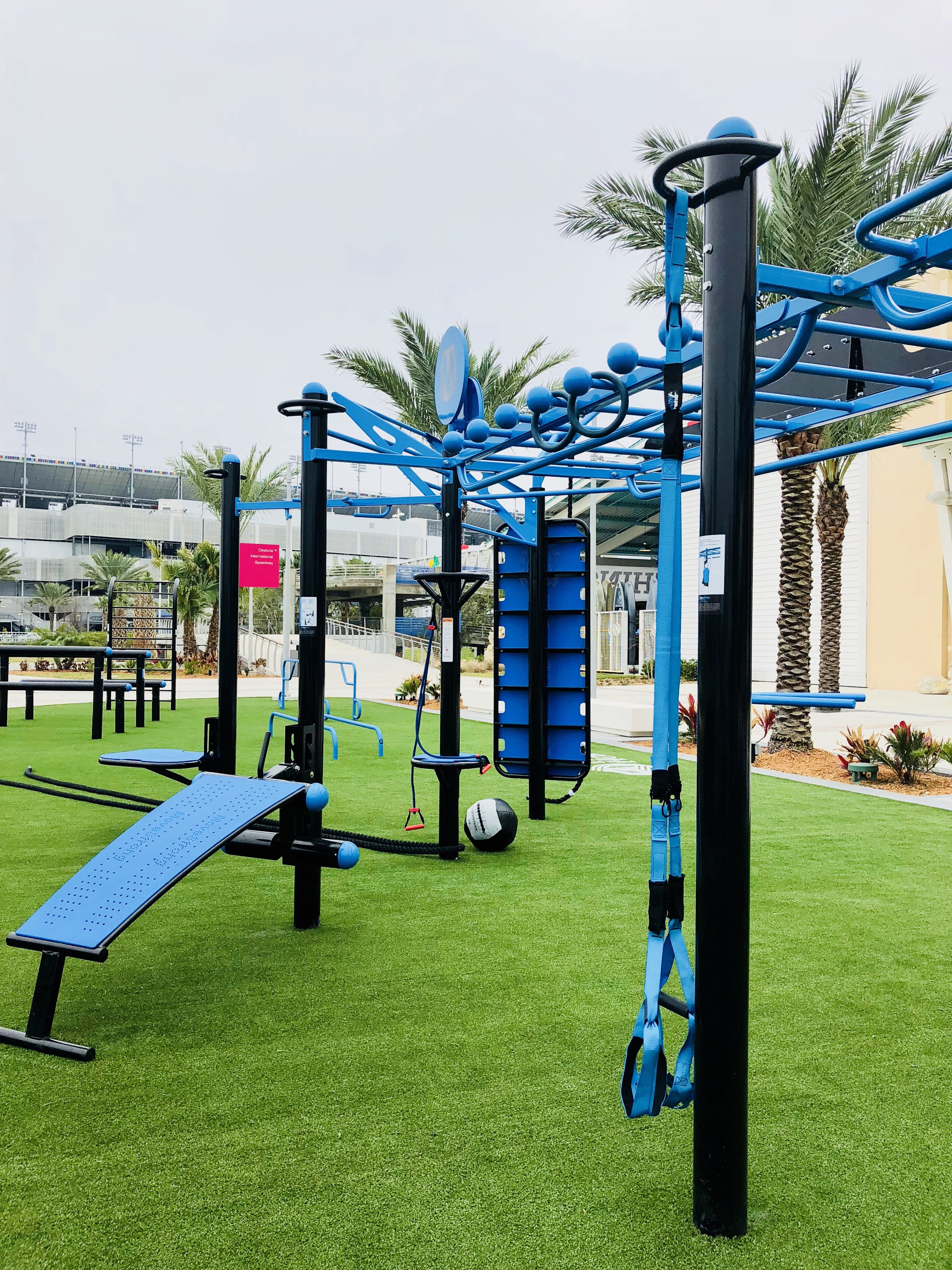 Elevate Trainer bodyweight fitness