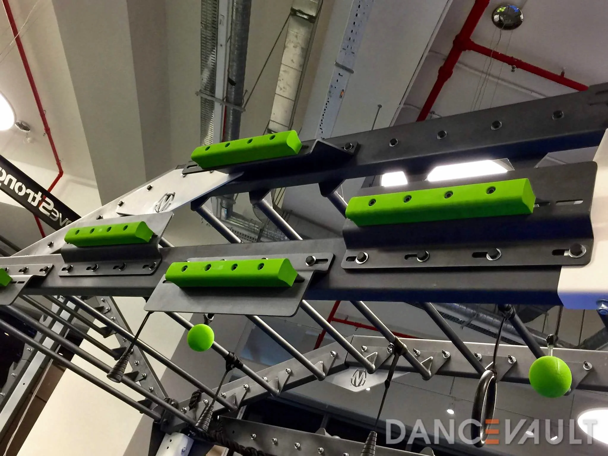 Ninja Warrior Cliffhanger Challenge