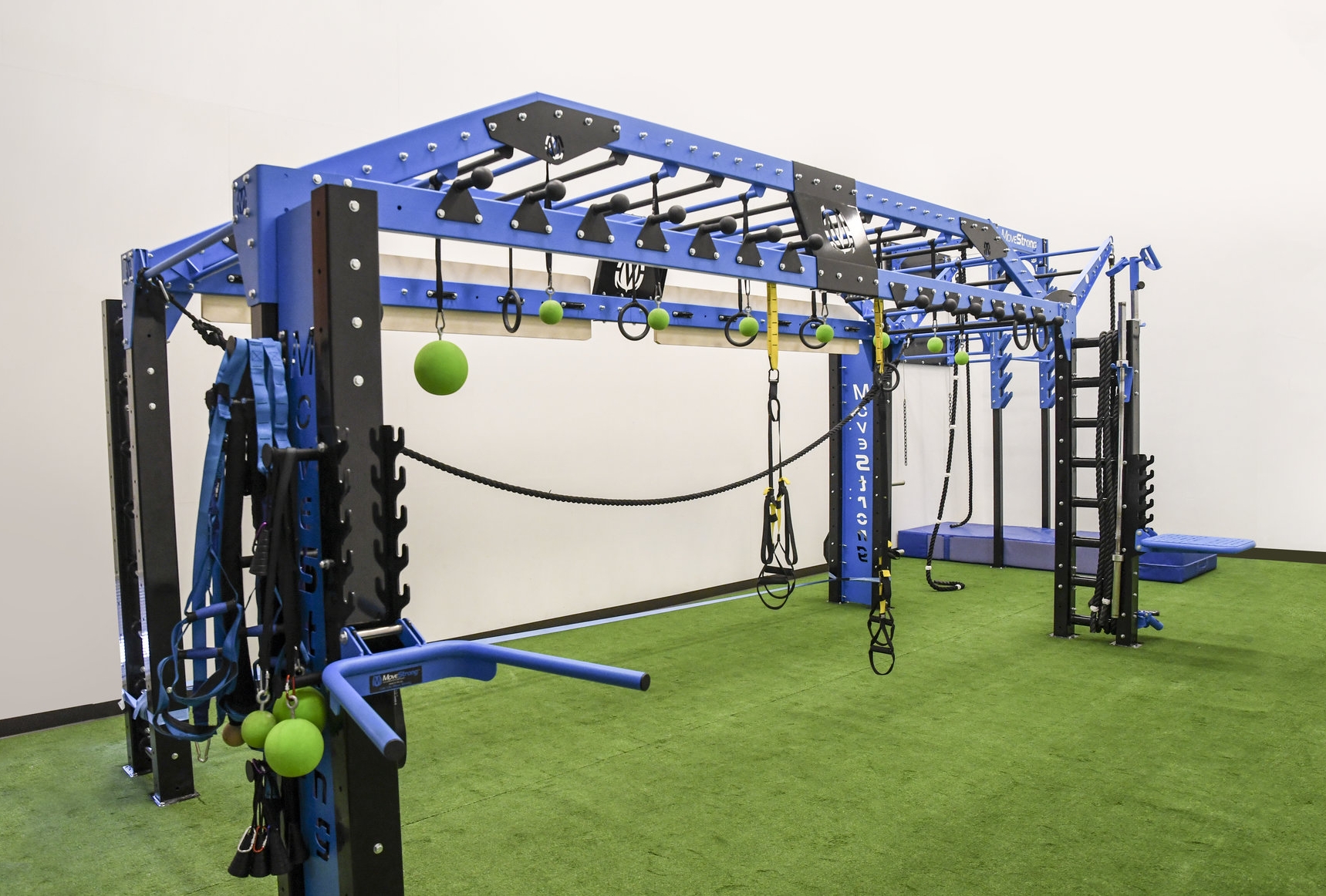 Nova XL Single Arch Monkey Bar Bridge