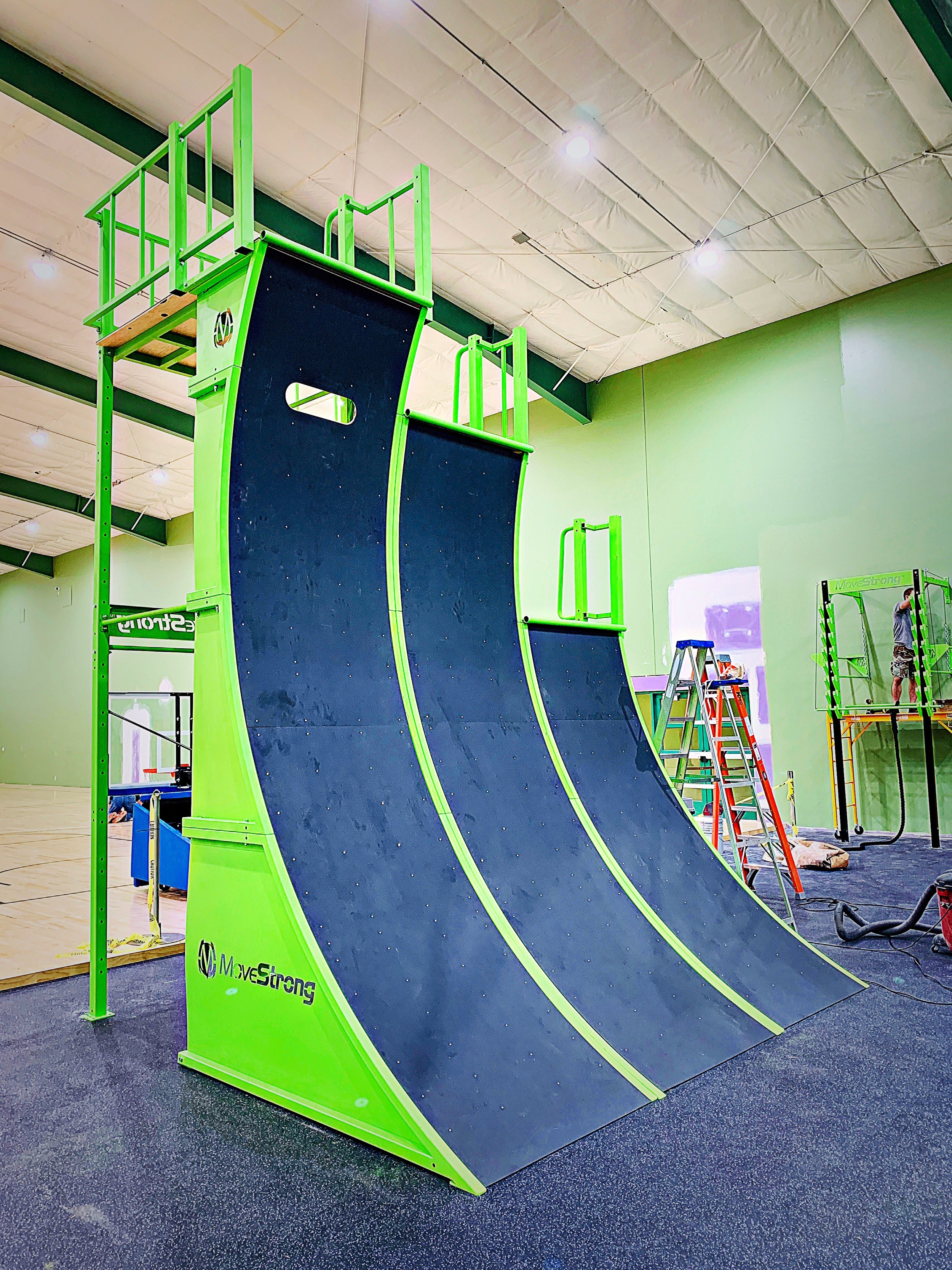 MoveStrong Triple Warped Wall