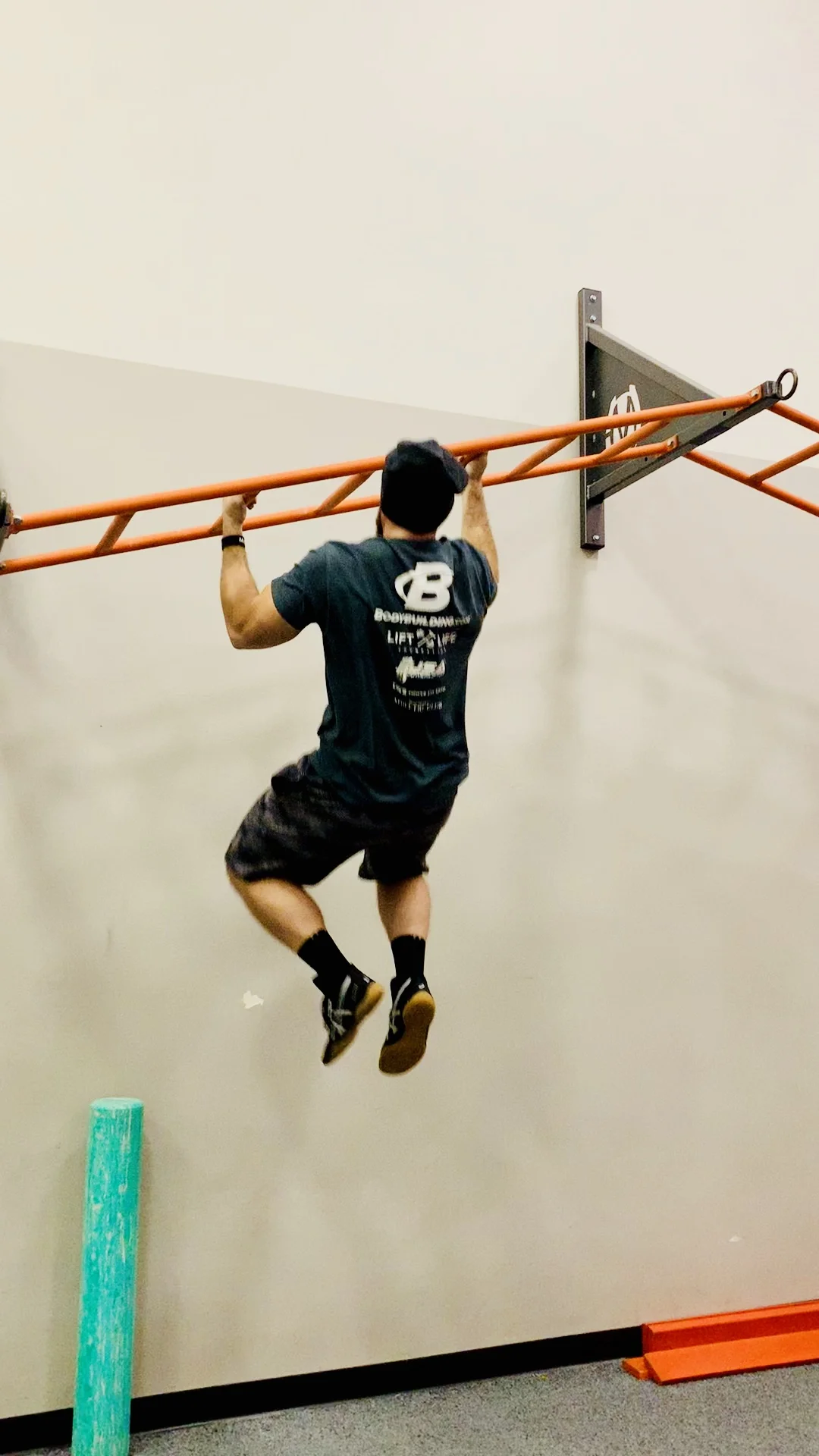 Pull-up Lateral Walk Workout