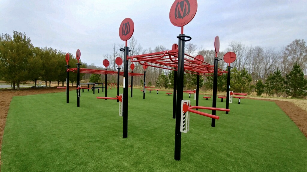 Outdoor fitness corporate park gym