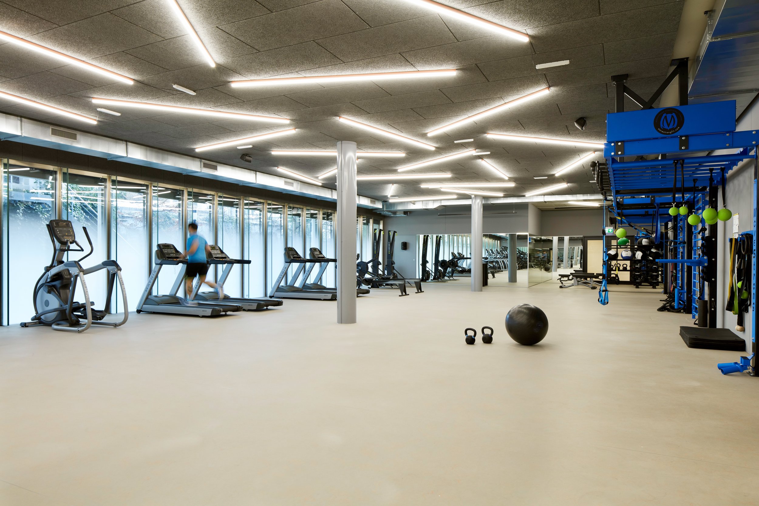 Open Floor Gym Design With MoveStrong Wall FTS
