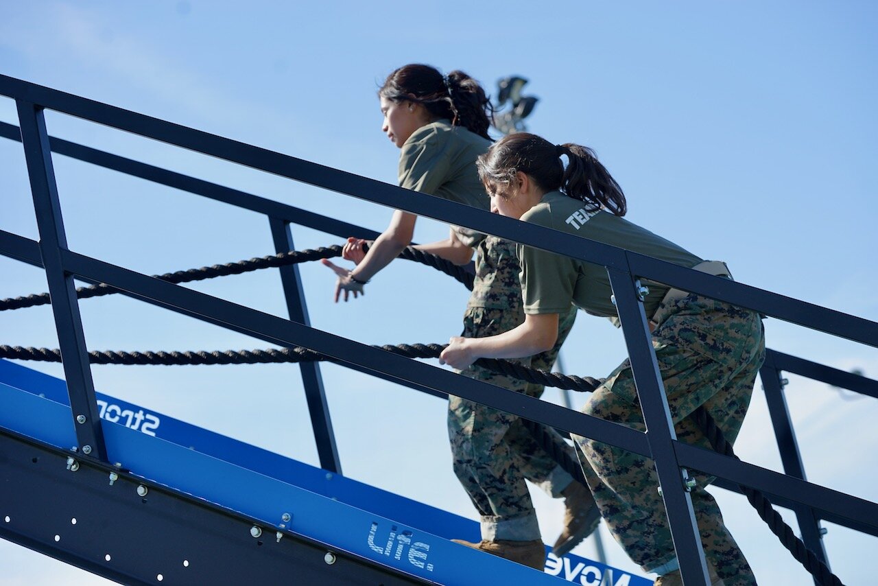 Safety Railing And Repel Ropes For Users Of All Skill Level &amp; Age