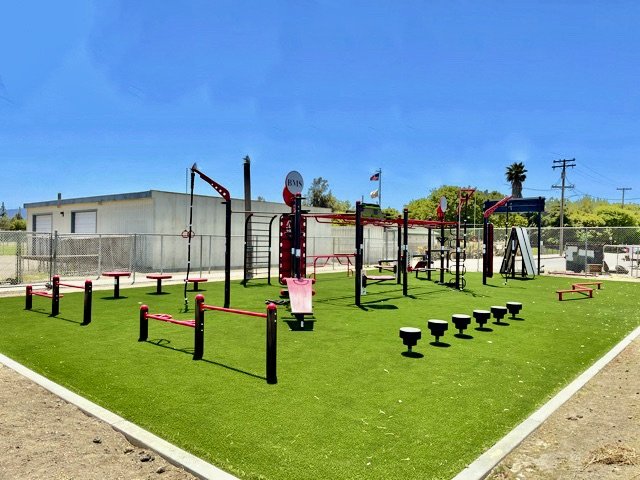 High School Outdoor Fitness Equipment Design and Install