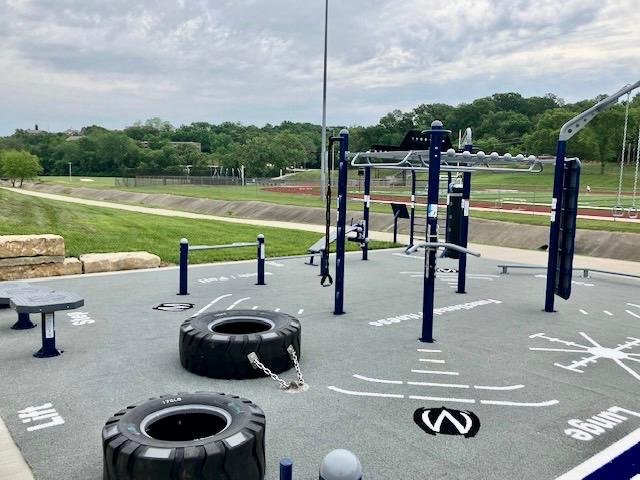 Outdoor fitness site