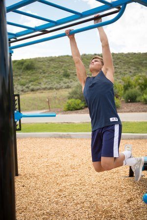 Side Rail Pull Up Bar