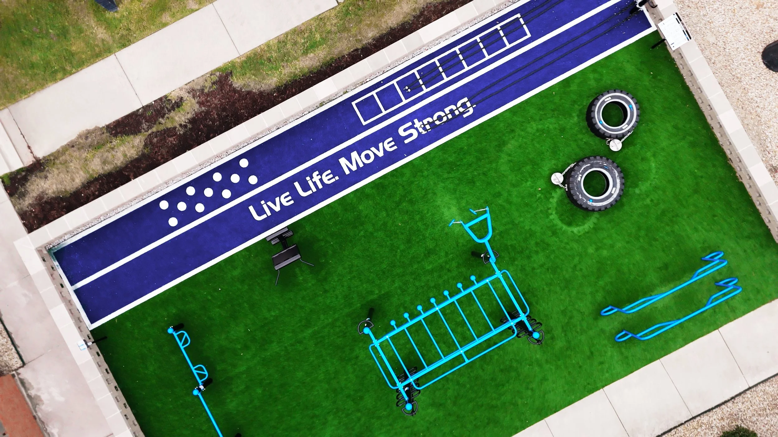  Fleetwood Apartment Complex Drone Overview