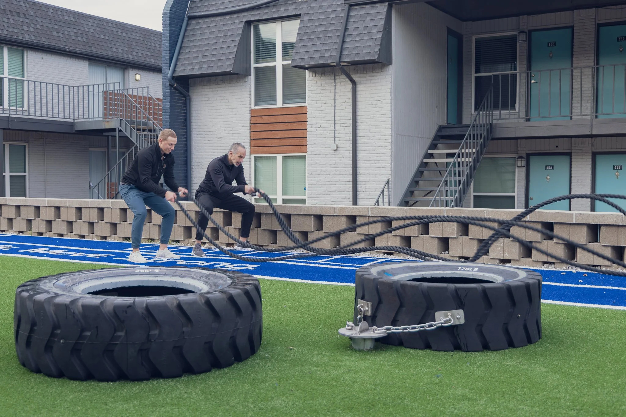 Tire Flip Station &amp; Battle Ropes