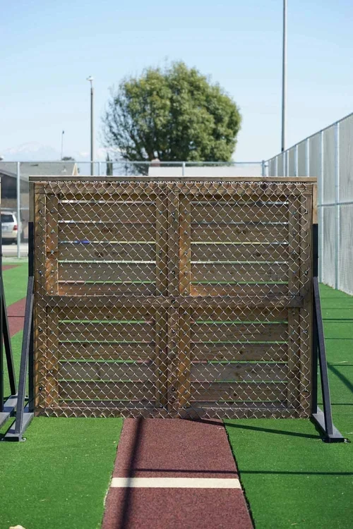 Steel Fence Obstacle