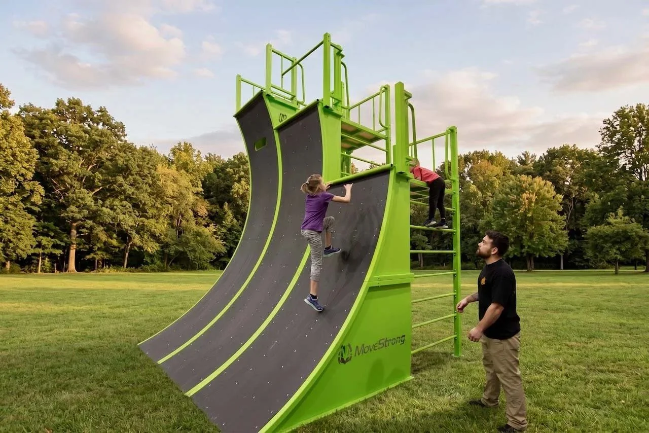 MoveStrong Triple warped wall