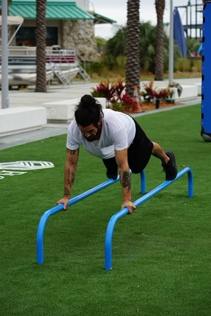 Low Parallel Bars