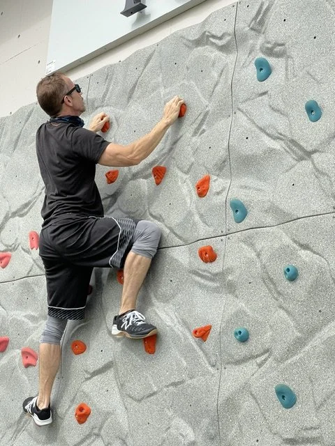 Bouldering Panel