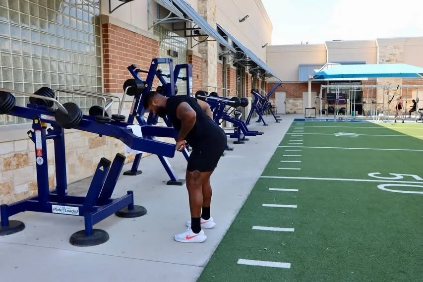 Cowboys Fit - Barbell row Outdoor Loaded Plate Strength Circuit