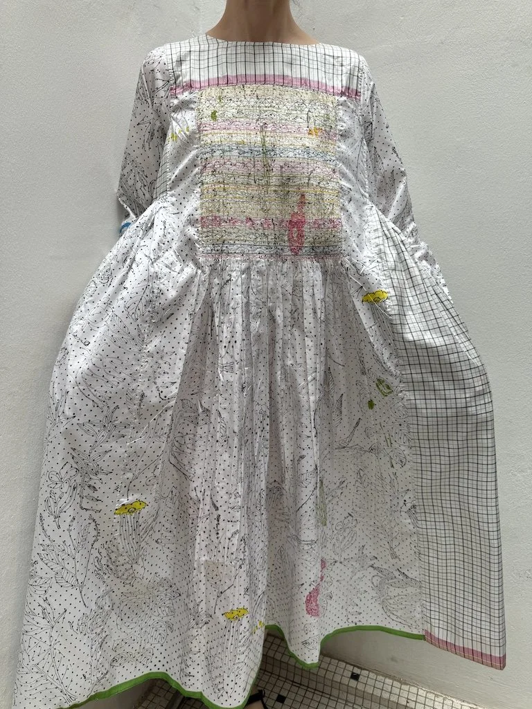 injiriaw24silkdress2.JPG