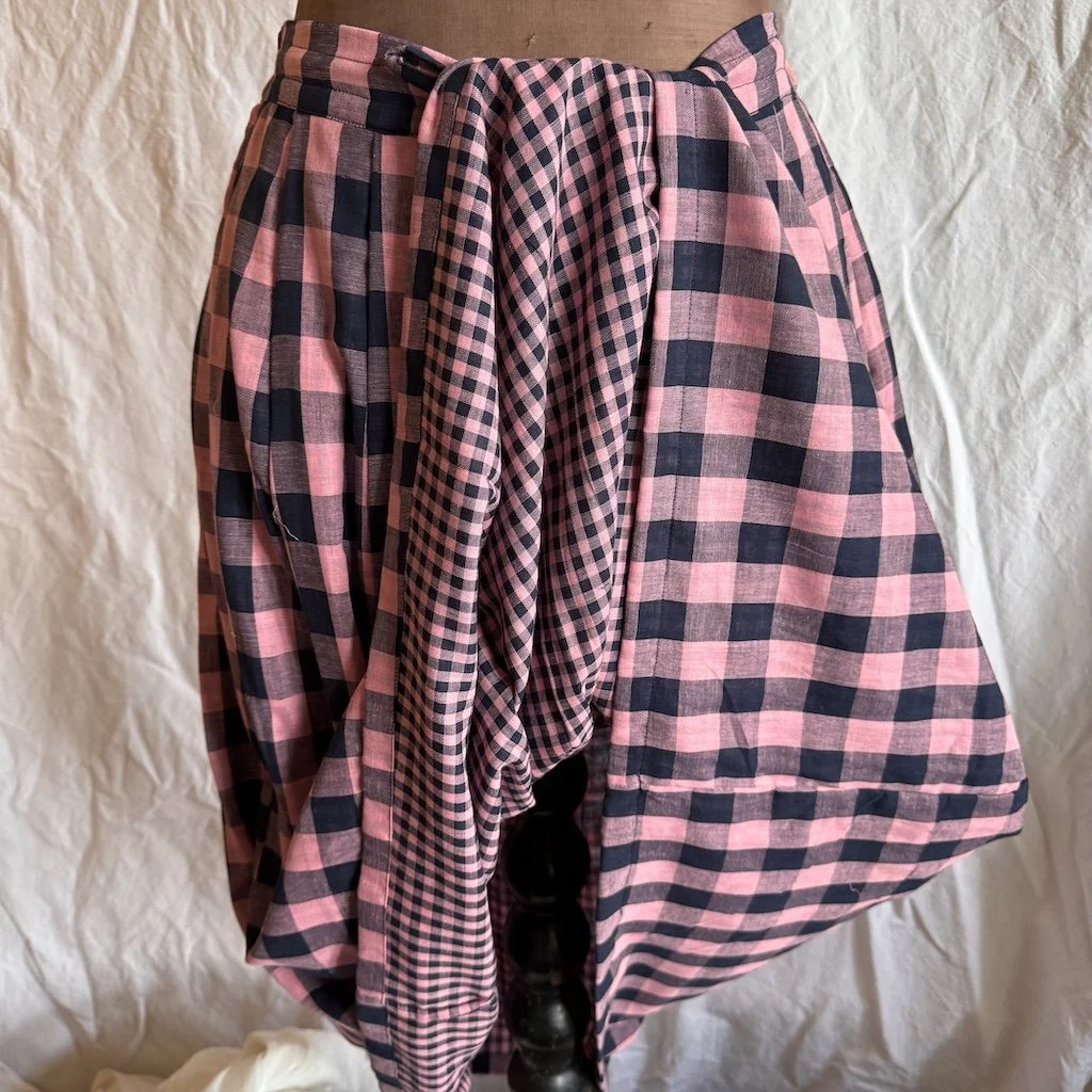 Blue pink skirt 3.jpg