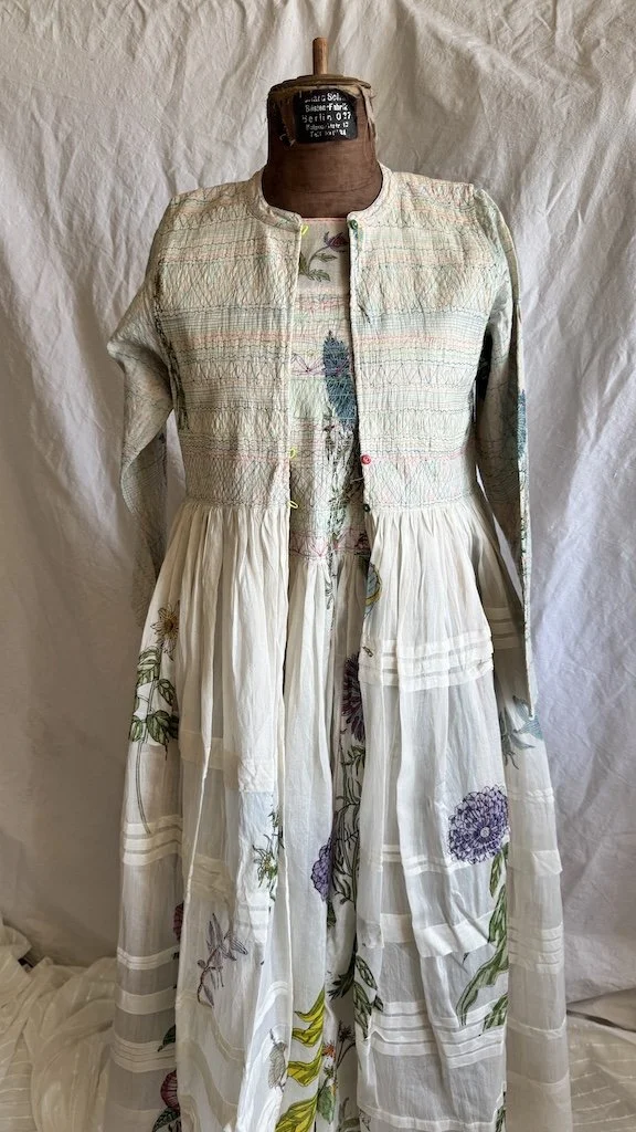 Injiri Herbarium 31 Coat