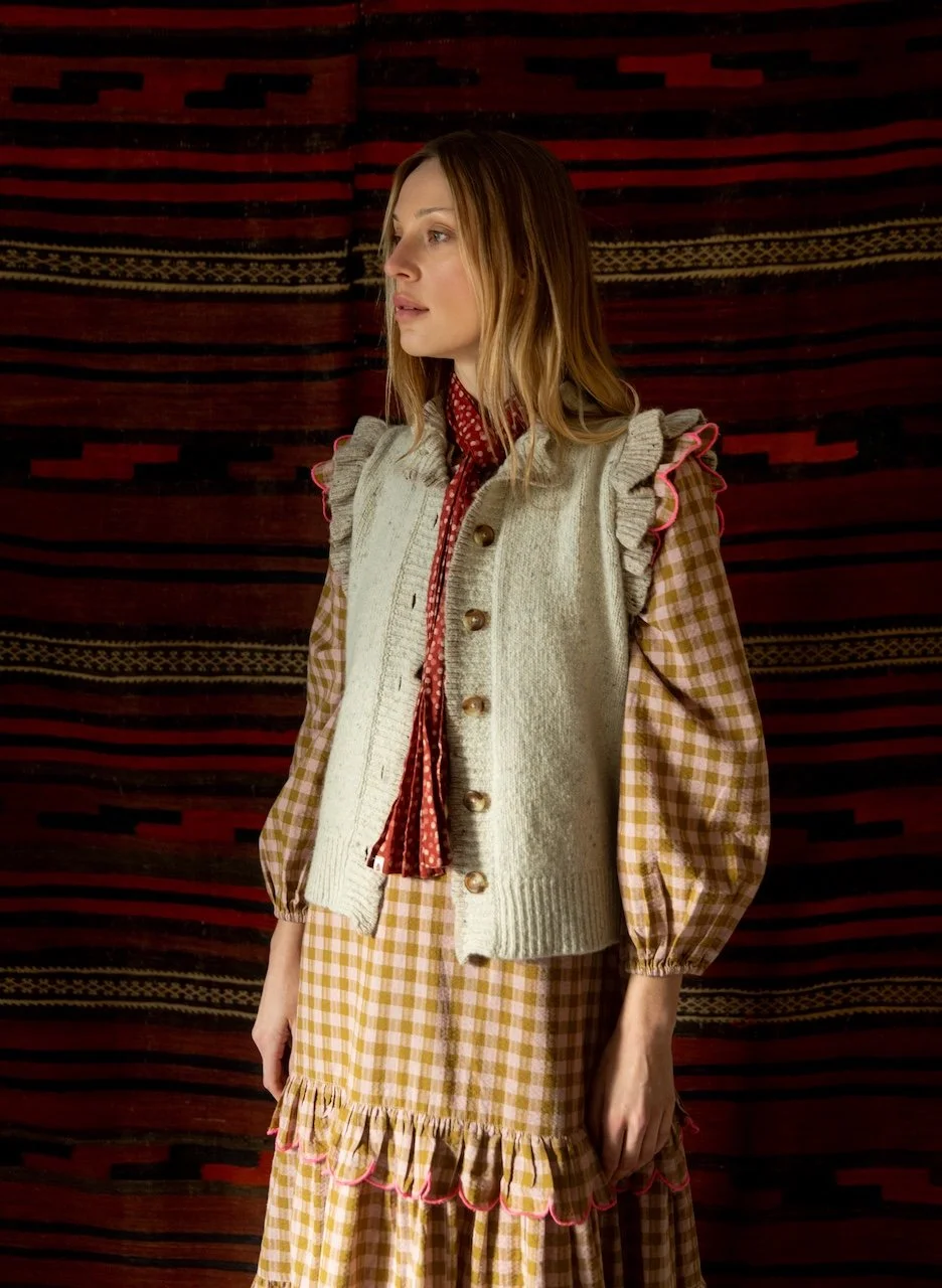 DELLA GILLET - OYSTER 1.jpg