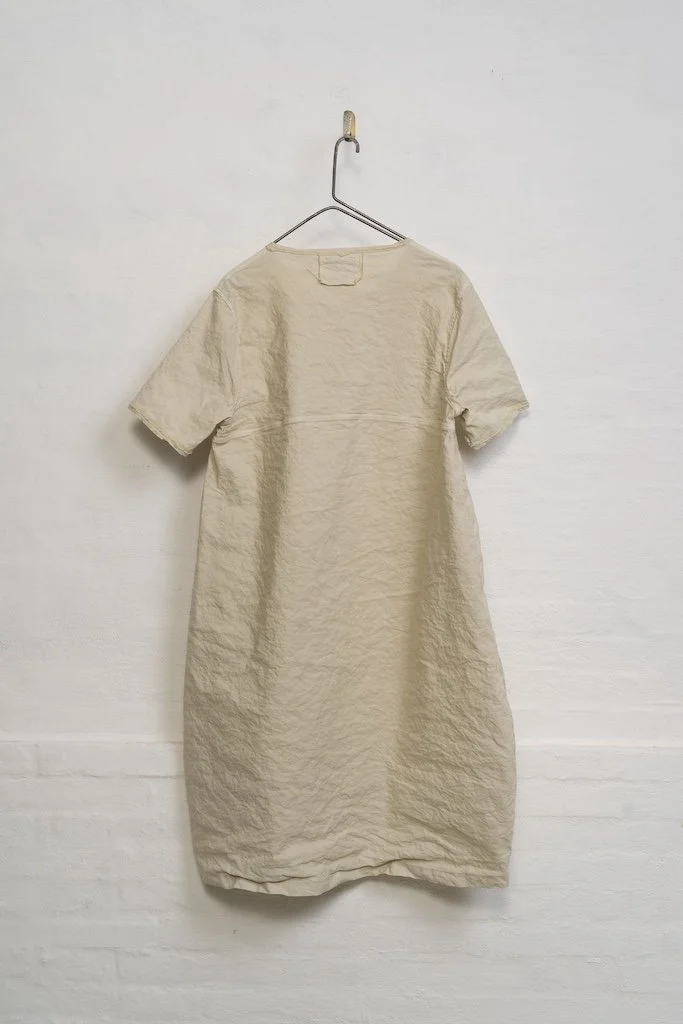 Aequemente sand back.jpg