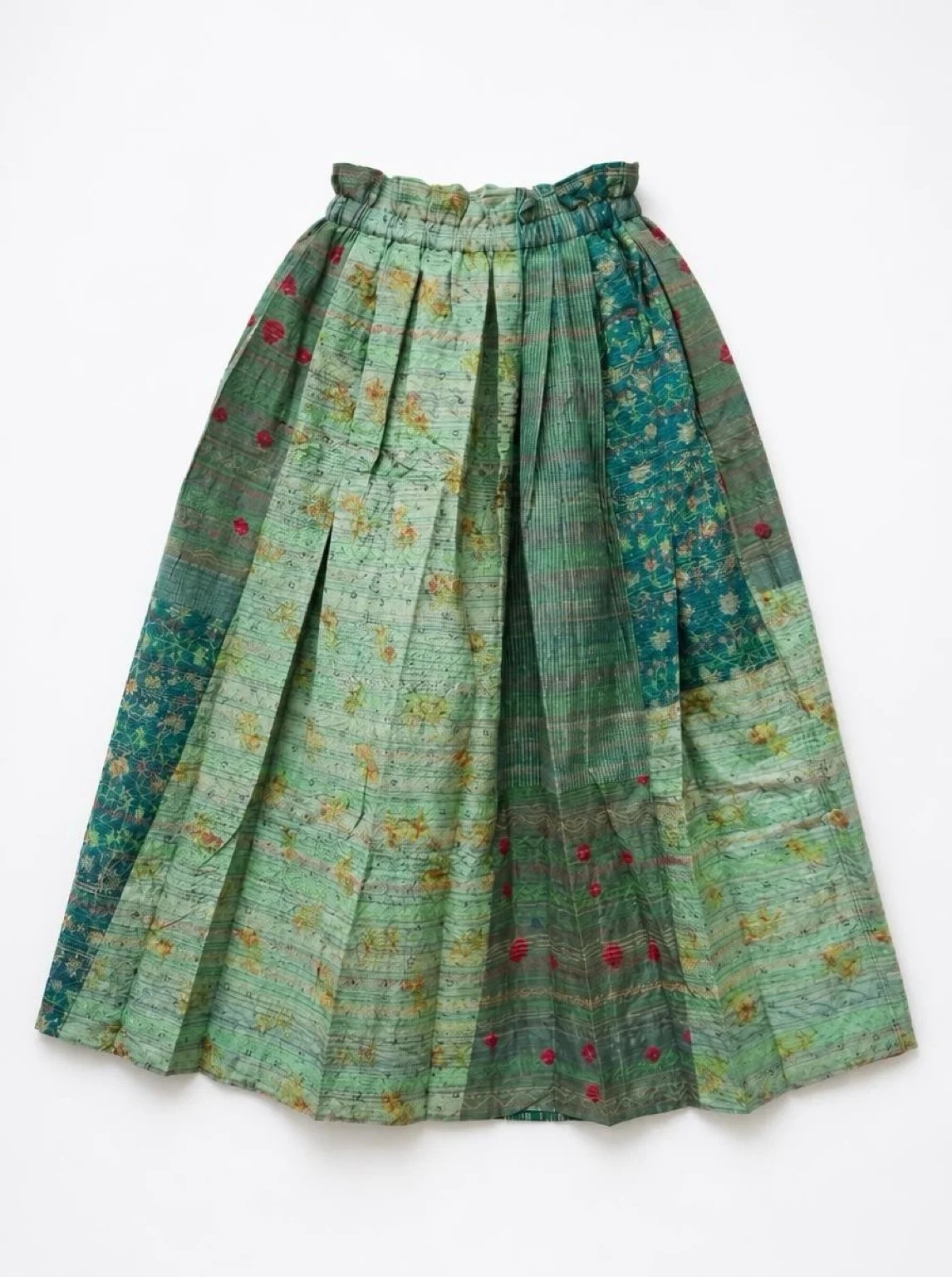 Injiri aw 26 skirt product.JPG