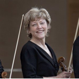 Sally Chisholm, Viola