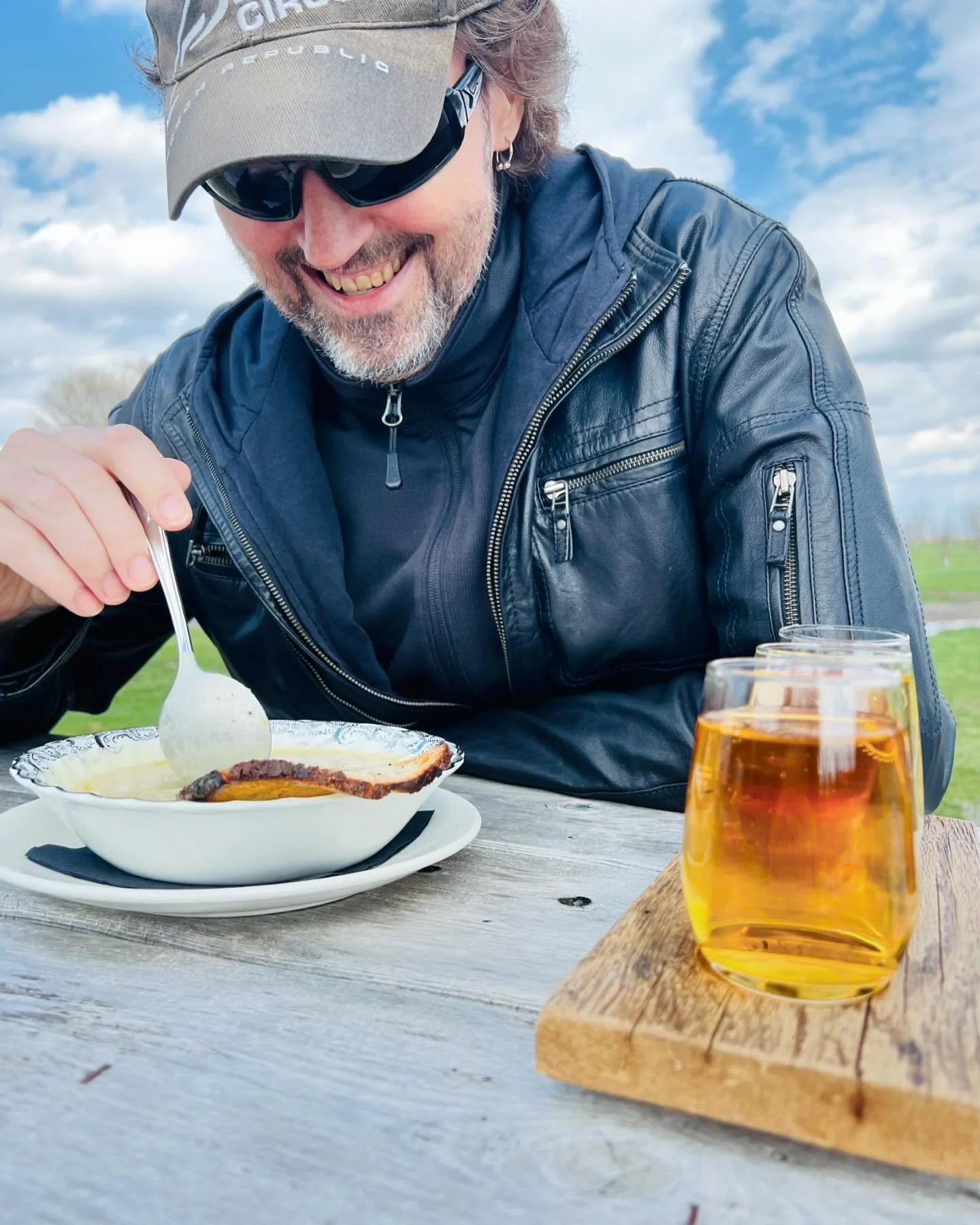 Best day ever!! @westavenuecider WONDERFUL Sunday spent outside with great food and drink. Thank you. 🙏 can&rsquo;t wait for the maple weekend. 🤗😃❤️
