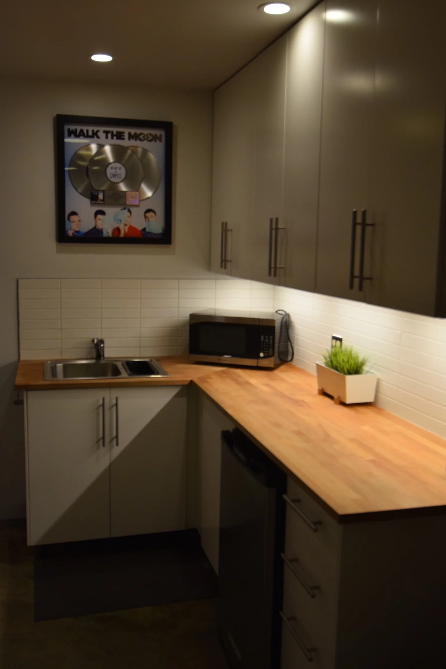Kitchen 1.jpg
