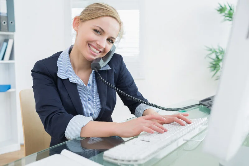 Lower Your Phone Bill with Cloud-Based Office Phones