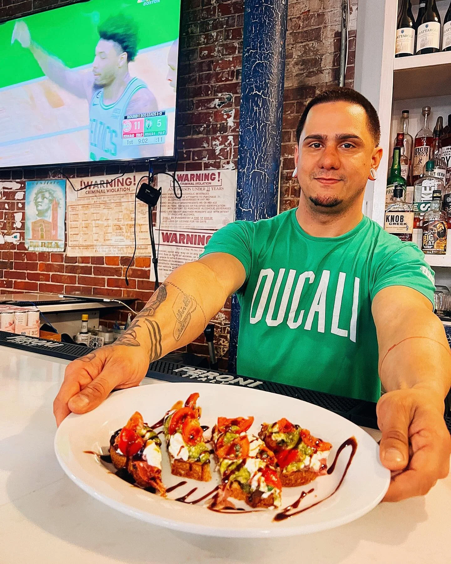 IT&rsquo;S. GAME. DAY. Let&rsquo;s go Celts!🍀🏀
Playoff action pairs well with pizza.
.
.
.
#tdgarden #nbaplayoffs #nba #celtics #celticsnation #letsgocelts @celtics @celticscommunity @tdgarden