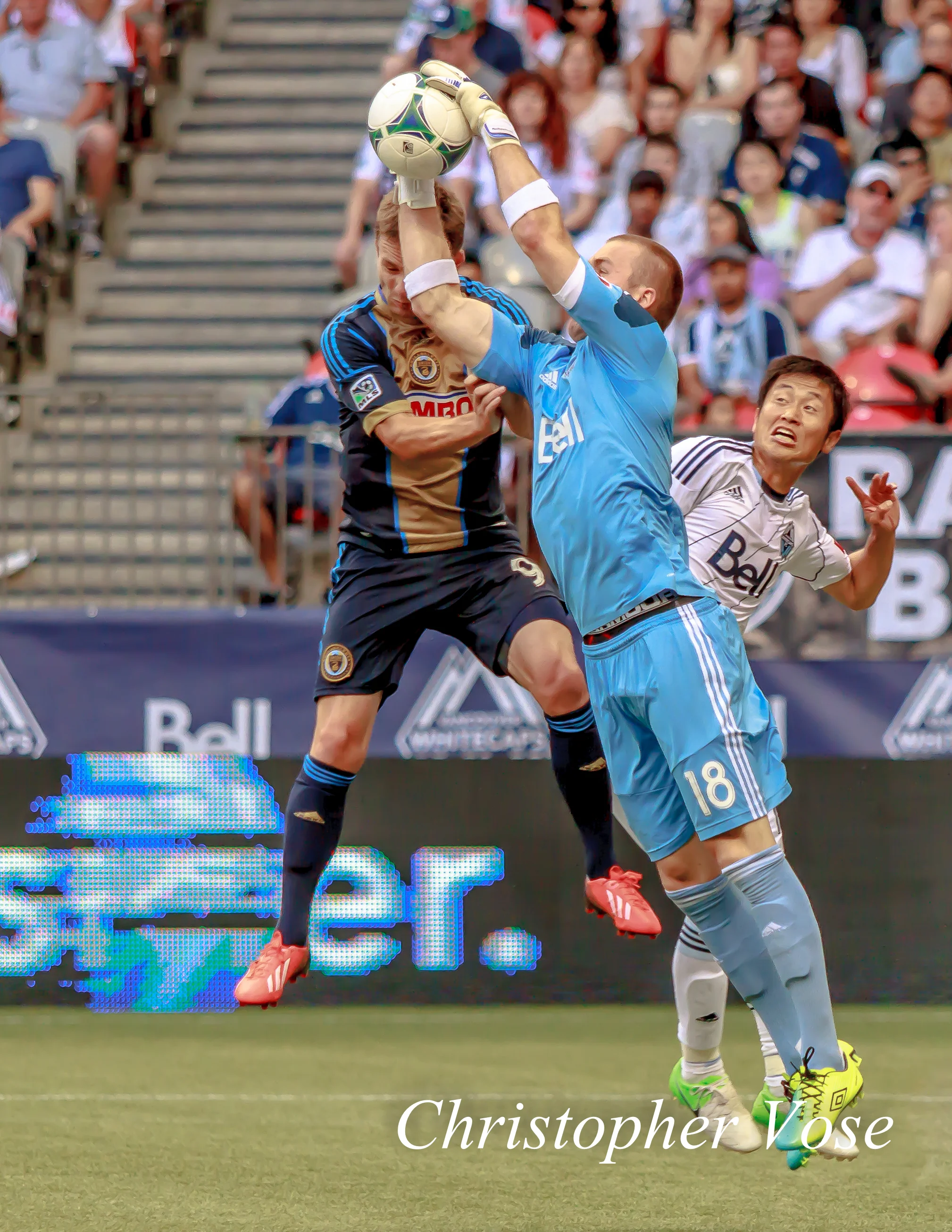 Jack McInerney, Brad Knighton, and Lee Young-Pyo at BC Place on 27 July 2013.