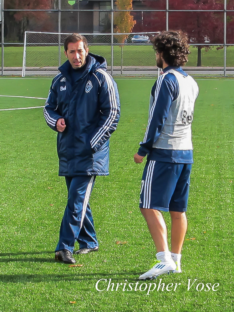 2011-11-03 Martin Rennie and Davide Chiumiento 2.jpg