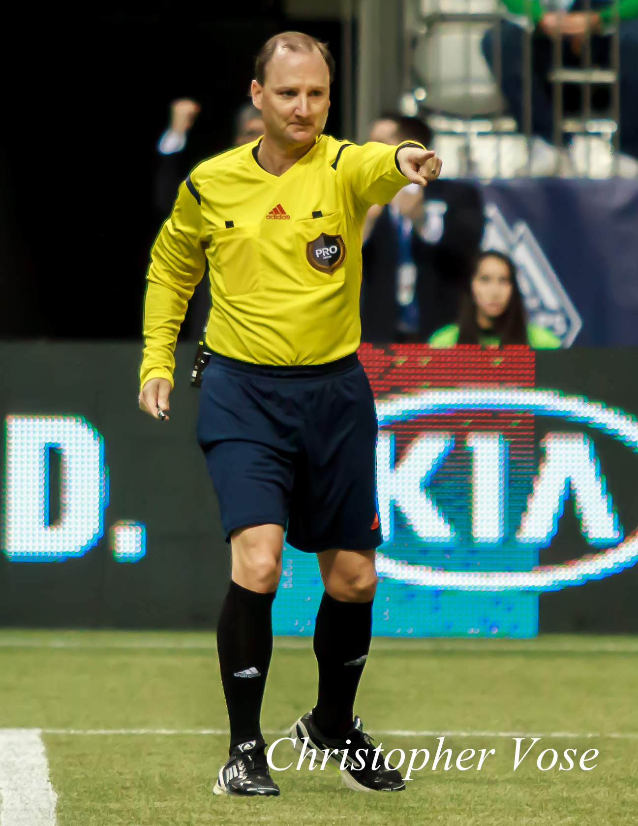 2014-03-29 Kevin Stott points to the spot.jpg