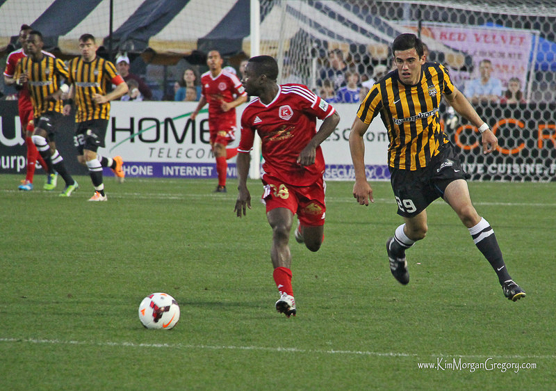 2014-03-29 Samuel Asante and Omar Salgado.jpg