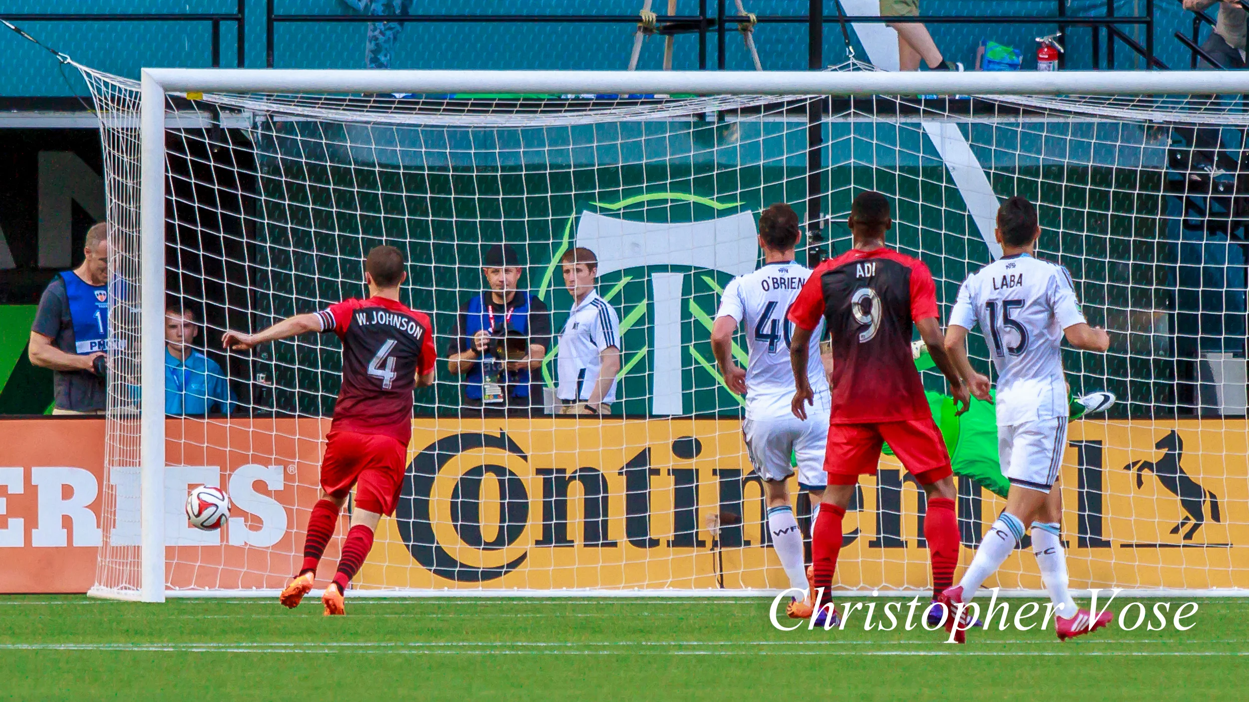 2014-06-01 Gaston Fernandez Goal.jpg