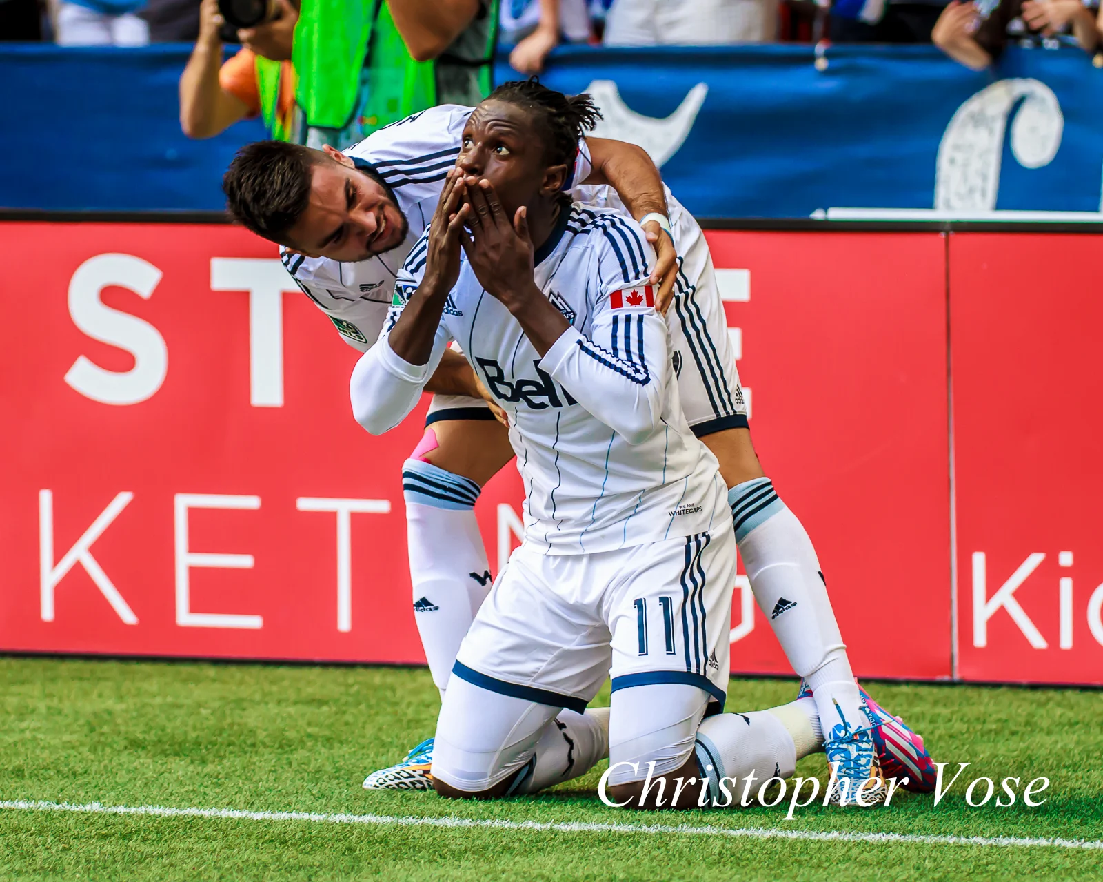 2014-08-10 Darren Mattocks Goal Celebration 1.jpg
