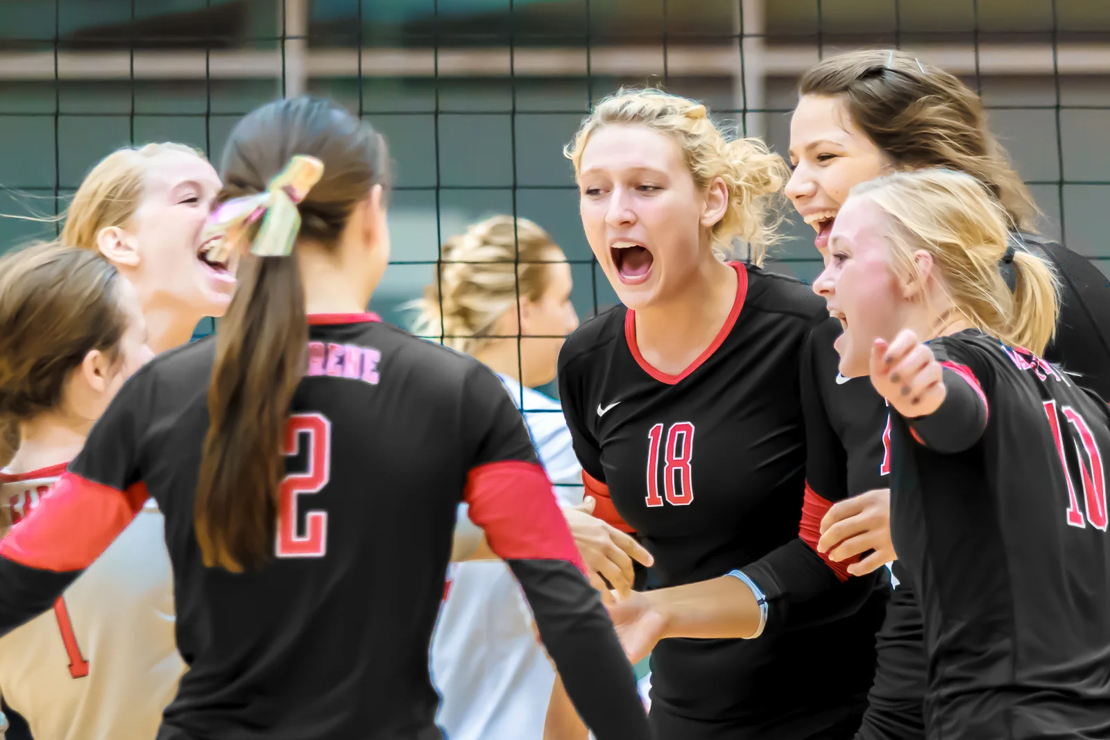 Nazarene Crusaders break through Clan Fraser's defences and take the UniverCity