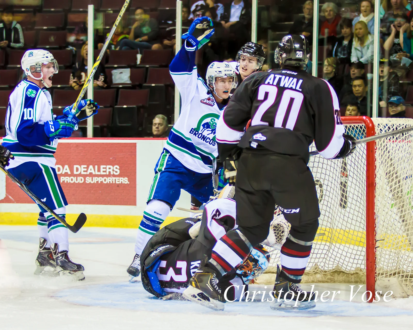 2014-10-03 Glenn Gawdin Goal Celebration.jpg