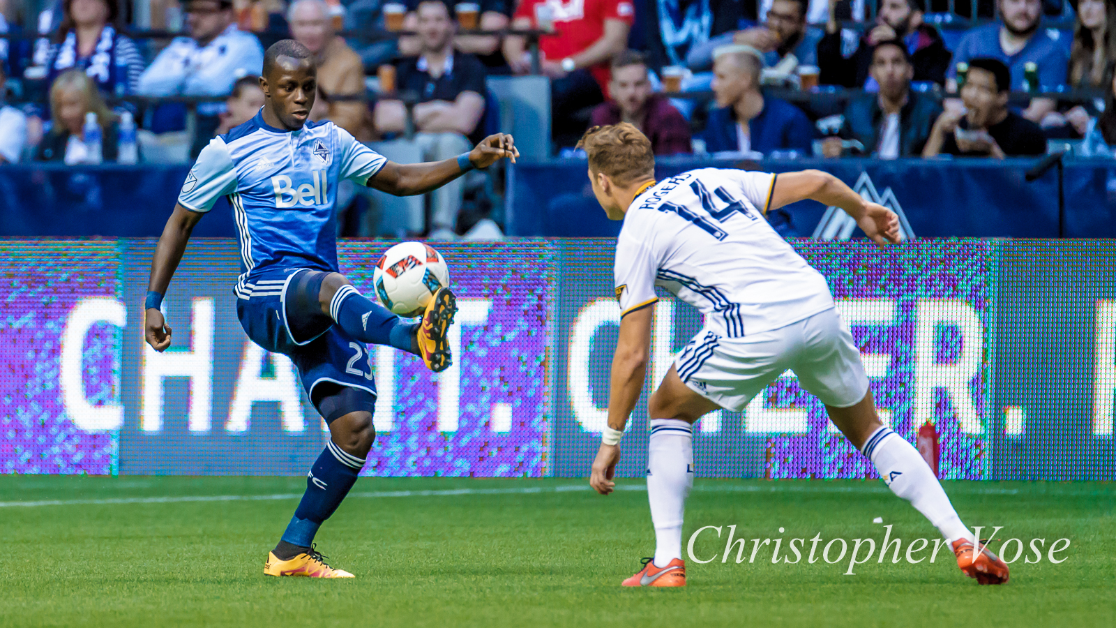 2016-04-02 Kekuta Manneh and Robbie Rogers.jpg