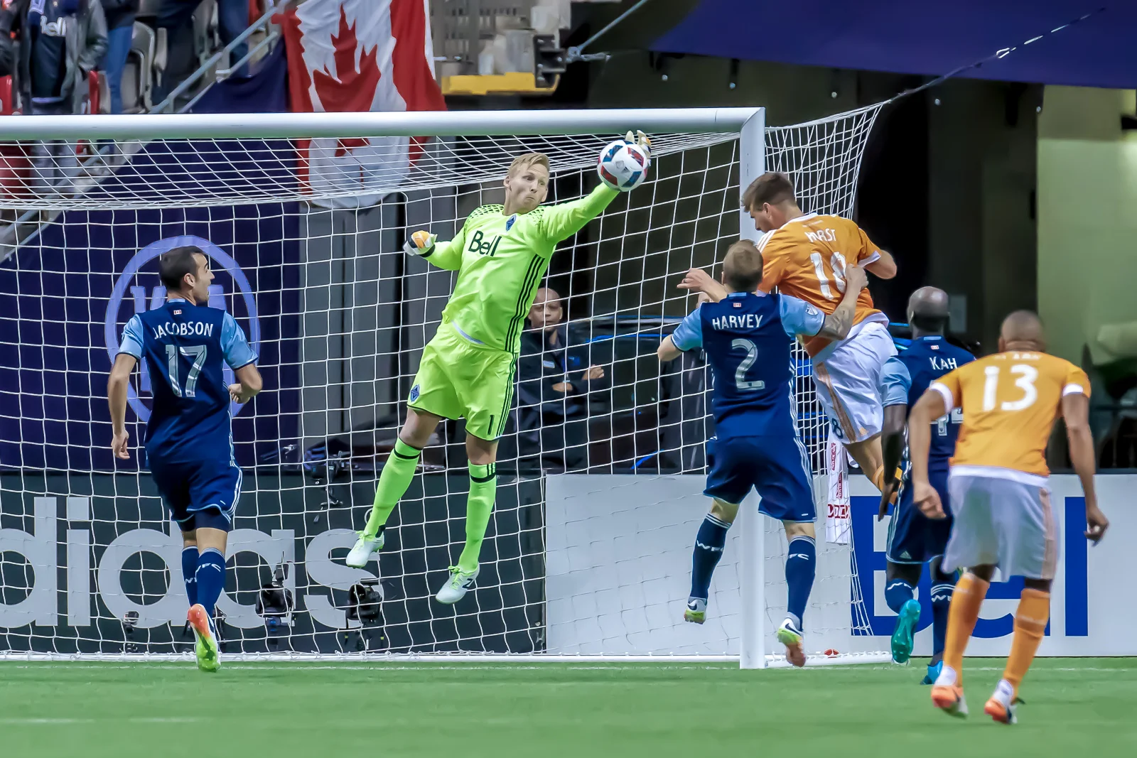 Dubious penalty earns Vancouver Whitecaps 1-0 victory over Houston Dynamo